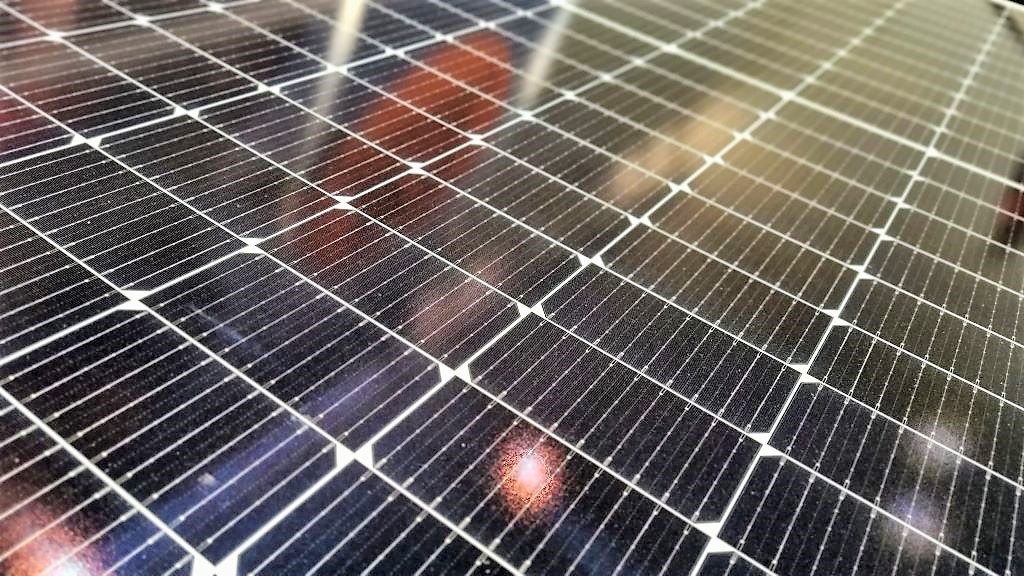 Nebudú viac dotovať fotovoltické elektrárne počas záporných cien 